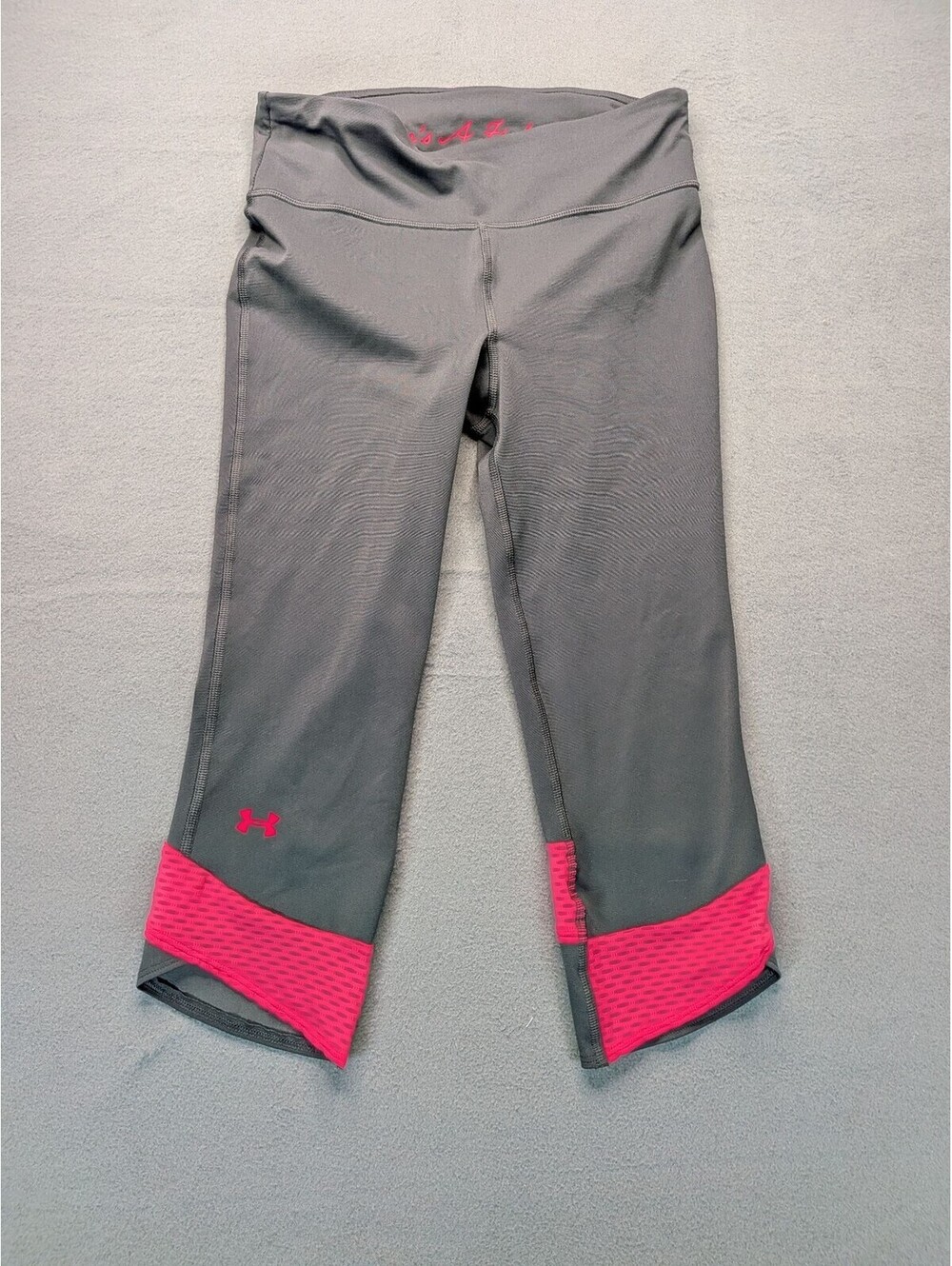 Under Armour Leggings Womens M Gray Pink Capri Breast Cancer Workout Running